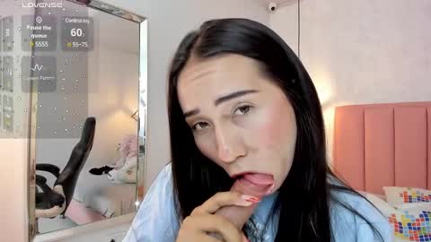  S U N N Y online show from January 10, 7:54 pm