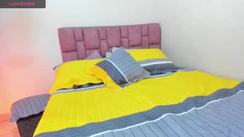 Snapshot of sunnyleonz chatting on January 26, 5:45 am Sunny Leon Z online show from January 26, 5:45 am