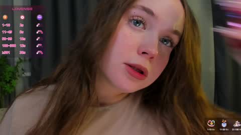 Snapshot of sunnyrisha chatting on January 9, 5:44 am Risha online show from January 9, 5:44 am