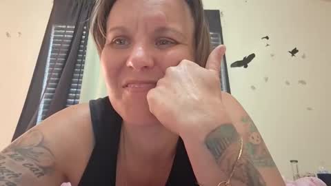 Sunnytrix online show from November 29, 9:40 pm