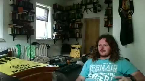 Snapshot of sunr1sa chatting on November 2, 7:11 am sunr1sa online show from November 2, 7:11 am