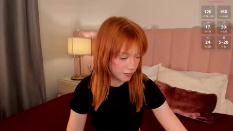 sunrisee_ online show from March 18, 10:35 pm