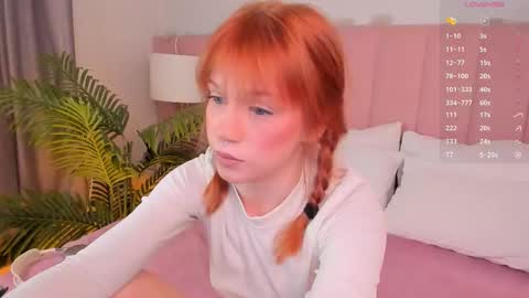 sunrisee_ online show from March 23, 11:53 pm