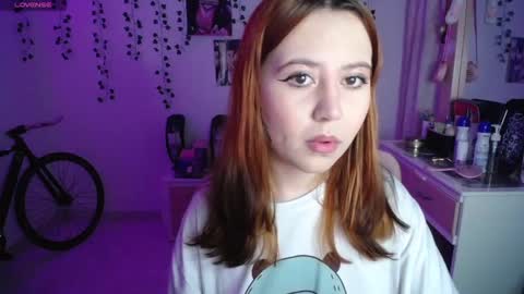 Snapshot of sunset_pienk chatting on October 8, 2:53 am Sunset online show from October 8, 2:53 am