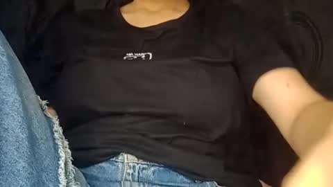 Annie online show from December 30, 2:31 am