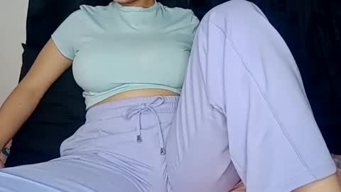 Annie online show from January 14, 1:47 am