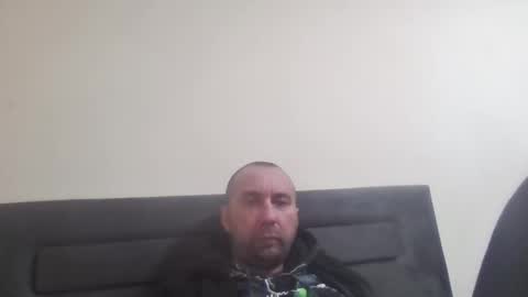 super42835015 online show from January 6, 6:00 pm