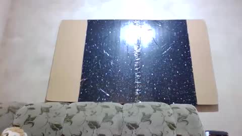 Snapshot of superbigmr chatting on December 2, 10:27 pm james online show from December 2, 10:27 pm