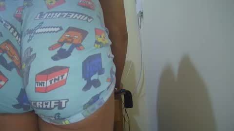 Snapshot of superboy977 chatting on November 13, 5:50 am superboy977 online show from November 13, 5:50 am