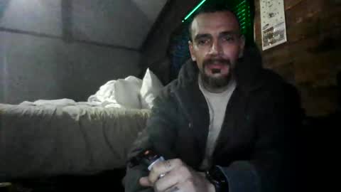 Snapshot of superd512 chatting on December 13, 6:38 pm Guero Cash online show from December 13, 6:38 pm