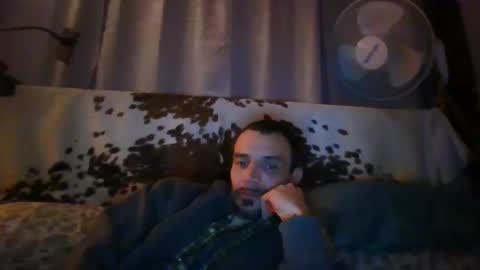 Snapshot of superd512 chatting on January 8, 10:59 am Guero Cash online show from January 8, 10:59 am