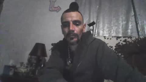 Snapshot of superd512 chatting on January 22, 12:48 am Guero Cash online show from January 22, 12:48 am