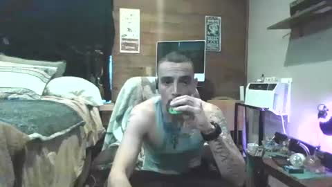 Snapshot of superd512 chatting on January 26, 10:24 pm Guero Cash online show from January 26, 10:24 pm