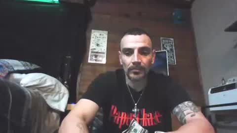 Snapshot of superd512 chatting on January 31, 10:31 am Guero Cash online show from January 31, 10:31 am