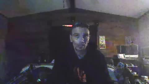 Snapshot of superd512 chatting on February 18, 11:00 am Guero Cash online show from February 18, 11:00 am