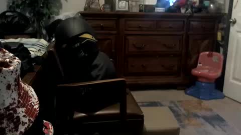 Snapshot of superd512 chatting on October 24, 9:00 pm Guero Cash online show from October 24, 9:00 pm