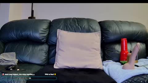 Snapshot of superduty5speed chatting on September 19, 2:46 am Thomas online show from September 19, 2:46 am