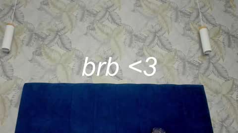 Snapshot of superior_cat chatting on February 19, 6:55 am Una online show from February 19, 6:55 am