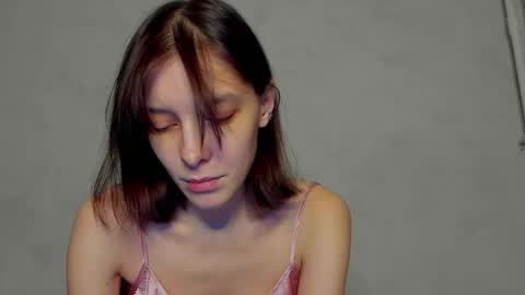 Snapshot of superior_cat chatting on December 16, 9:53 pm Una online show from December 16, 9:53 pm