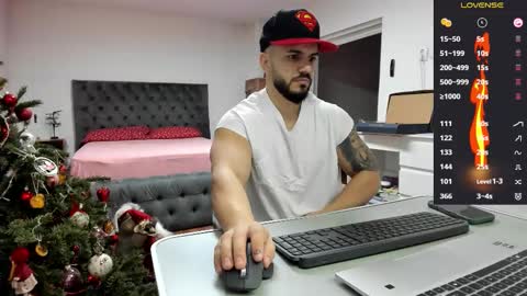 supermanboyxxl online show from December 17, 6:19 am