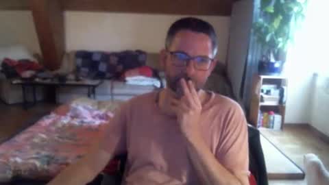 supersquirrel81 online show from March 30, 4:52 pm