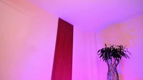 llllSupra llll online show from November 26, 6:42 pm