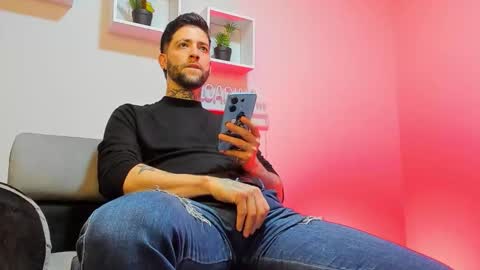 supreme_alpha_ online show from November 11, 2:55 am