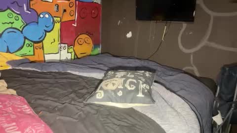 Snapshot of supremelifers chatting on October 23, 8:46 am Stony online show from October 23, 8:46 am