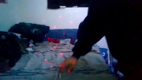 BumbleBeeTuna93 online show from November 25, 7:19 am