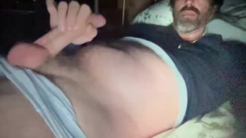 SurfGuy82 online show from January 28, 5:00 am