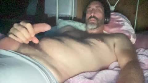 SurfGuy82 online show from September 11, 3:50 am