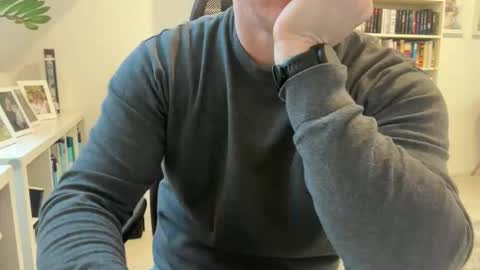 surfstar81 online show from January 15, 8:08 am