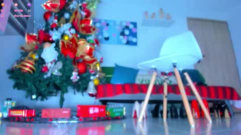 Snapshot of susan_parker01 chatting on November 4, 12:48 pm susan_parker01 online show from November 4, 12:48 pm