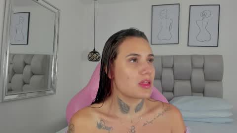 Snapshot of susan_sweet7 chatting on October 12, 7:57 pm Susan online show from October 12, 7:57 pm