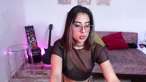 Susana hendrix    online show from October 14, 7:58 pm