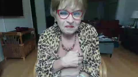 sexualsusan online show from December 14, 10:47 pm