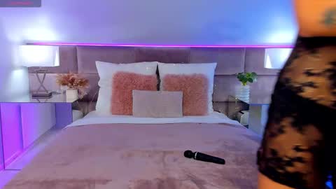 Snapshot of susanblare chatting on October 26, 1:28 pm Susan online show from October 26, 1:28 pm