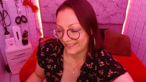 Snapshot of susanhotsex_ chatting on November 8, 1:06 am susanhotsex_ online show from November 8, 1:06 am