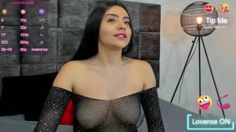 Snapshot of susanjacobs chatting on December 18, 8:36 pm Susan online show from December 18, 8:36 pm