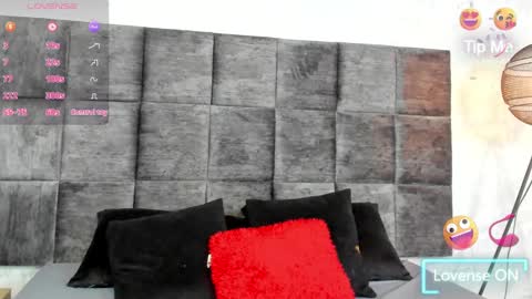 Snapshot of susanjacobs chatting on December 20, 8:55 pm Susan online show from December 20, 8:55 pm