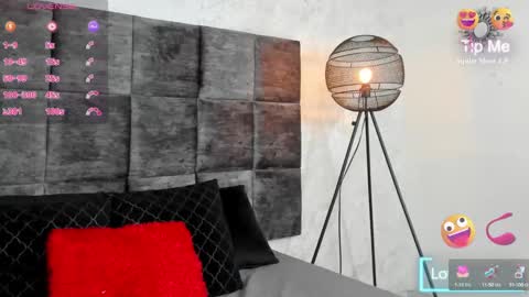 Snapshot of susanjacobs chatting on January 24, 7:49 pm Susan online show from January 24, 7:49 pm