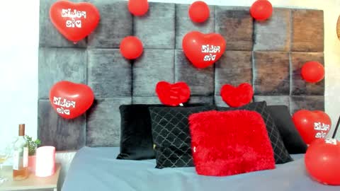 Snapshot of susanjacobs chatting on February 14, 8:37 pm Susan online show from February 14, 8:37 pm