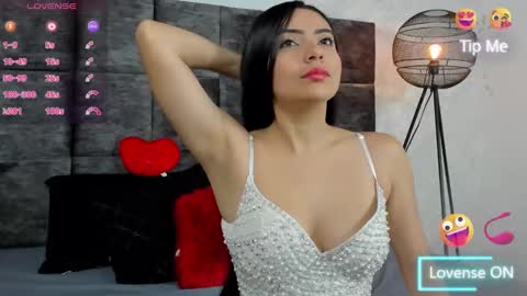 Snapshot of susanjacobs chatting on February 19, 9:36 pm Susan online show from February 19, 9:36 pm