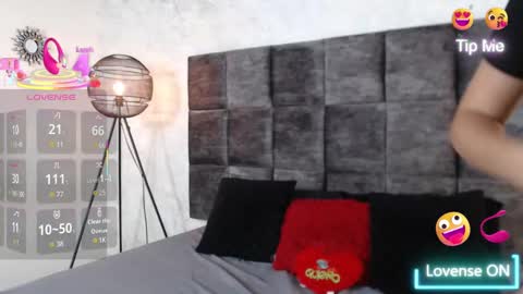 Snapshot of susanjacobs chatting on October 11, 11:03 pm Susan online show from October 11, 11:03 pm