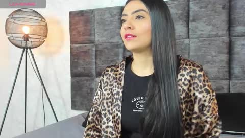 Snapshot of susanjacobs chatting on October 23, 9:46 pm Susan online show from October 23, 9:46 pm