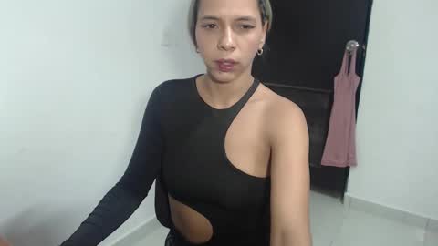 susanleroy online show from February 2, 9:40 am