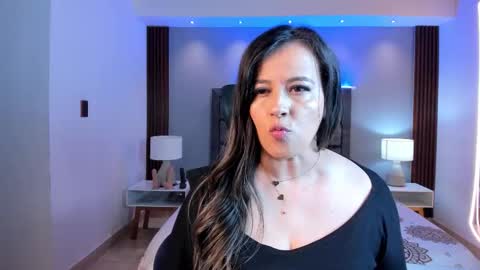 Susan  Everyday From 0530 to 1430 Col Time online show from December 4, 10:57 am