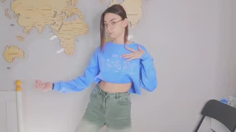 susannahtrojahn online show from February 5, 11:26 am