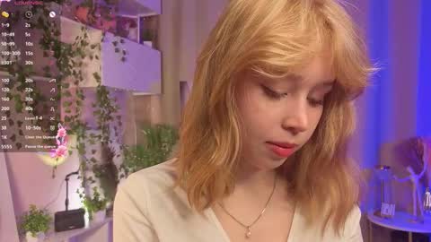 Snapshot of susanneguitian chatting on November 23, 7:13 pm Hot exclusive photos 10 for joining to my fanclub online show from November 23, 7:13 pm