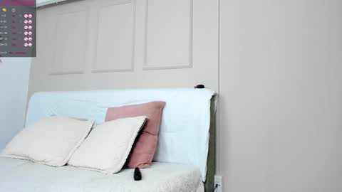 Amelia  online show from February 12, 7:35 pm